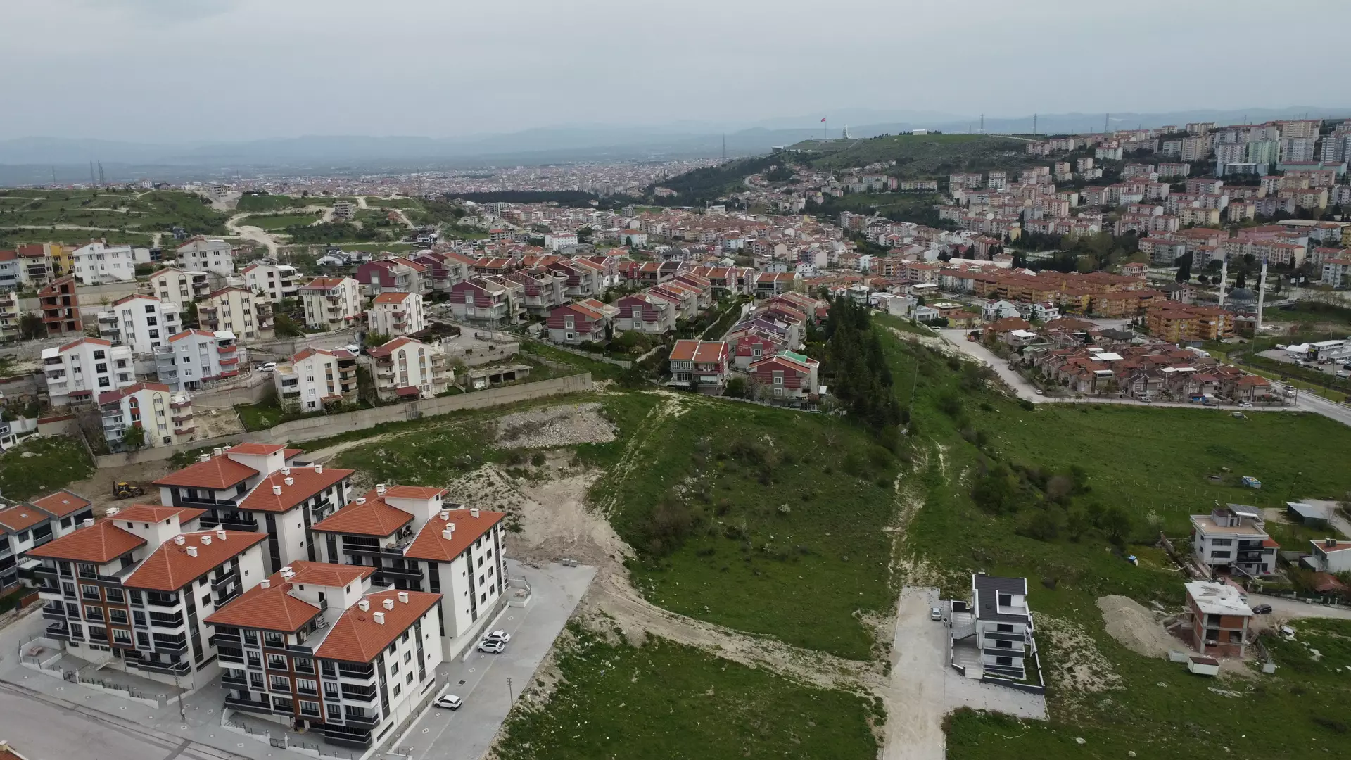 BALIKESİRDE SATILIK İMARLI ARSA